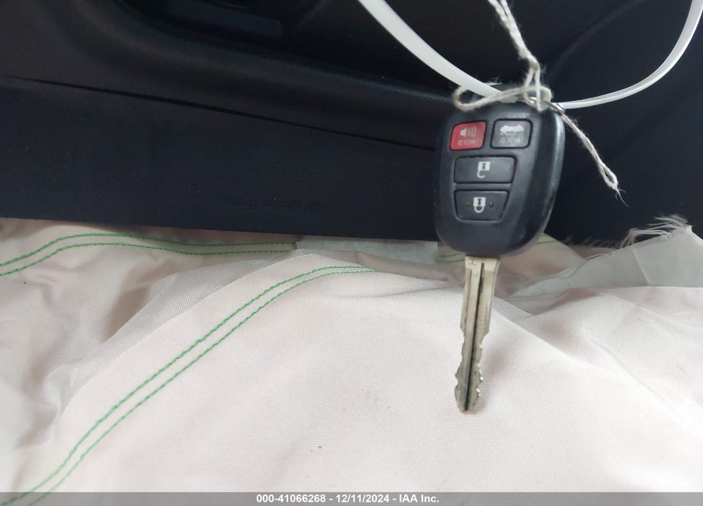 2017 TOYOTA CAMRY SE VIN: 4T1BF1FK6HU340565