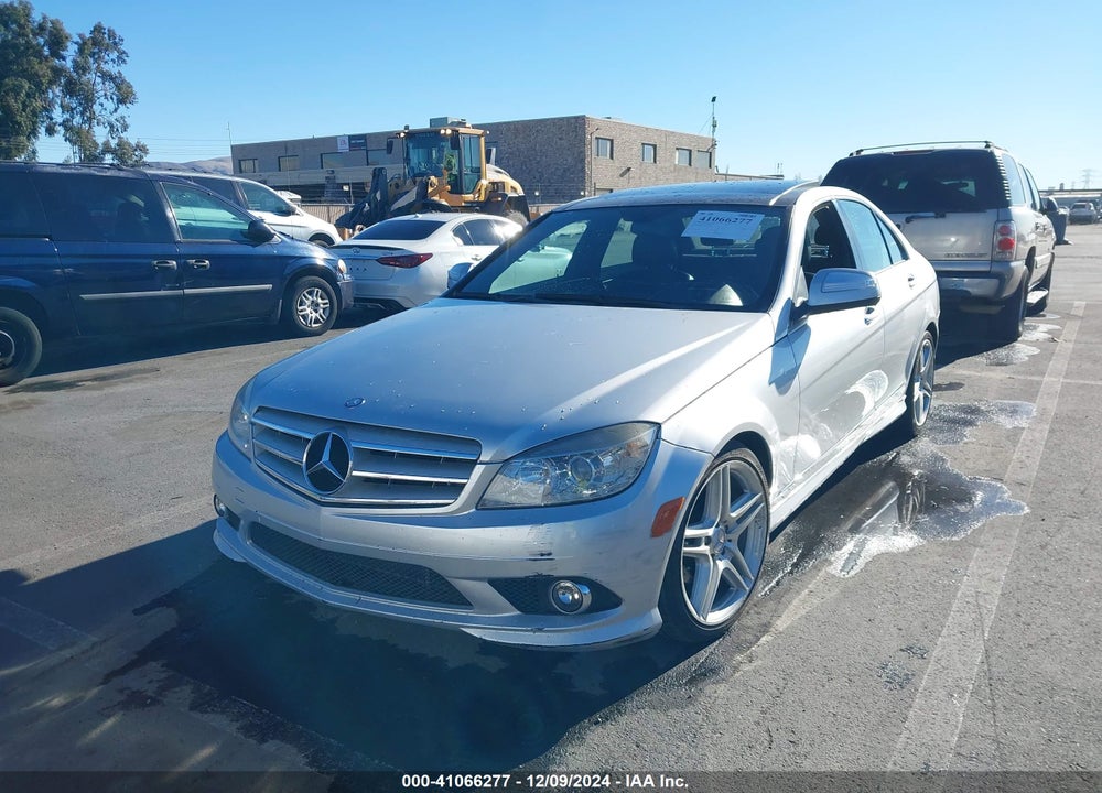 2009 MERCEDES-BENZ C 300 LUXURY/SPORT VIN: WDDGF54XX9R071304