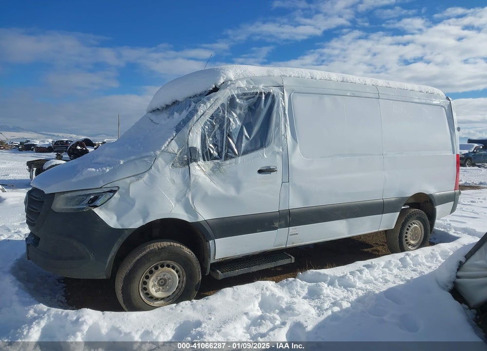 2023 MERCEDES-BENZ SPRINTER 2500 STANDARD ROOF 4-CYL DIESEL HO VIN: W1Y4NBVY4PT142224