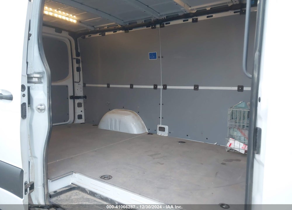 2023 MERCEDES-BENZ SPRINTER 2500 STANDARD ROOF 4-CYL DIESEL HO VIN: W1Y4NBVY4PT142224