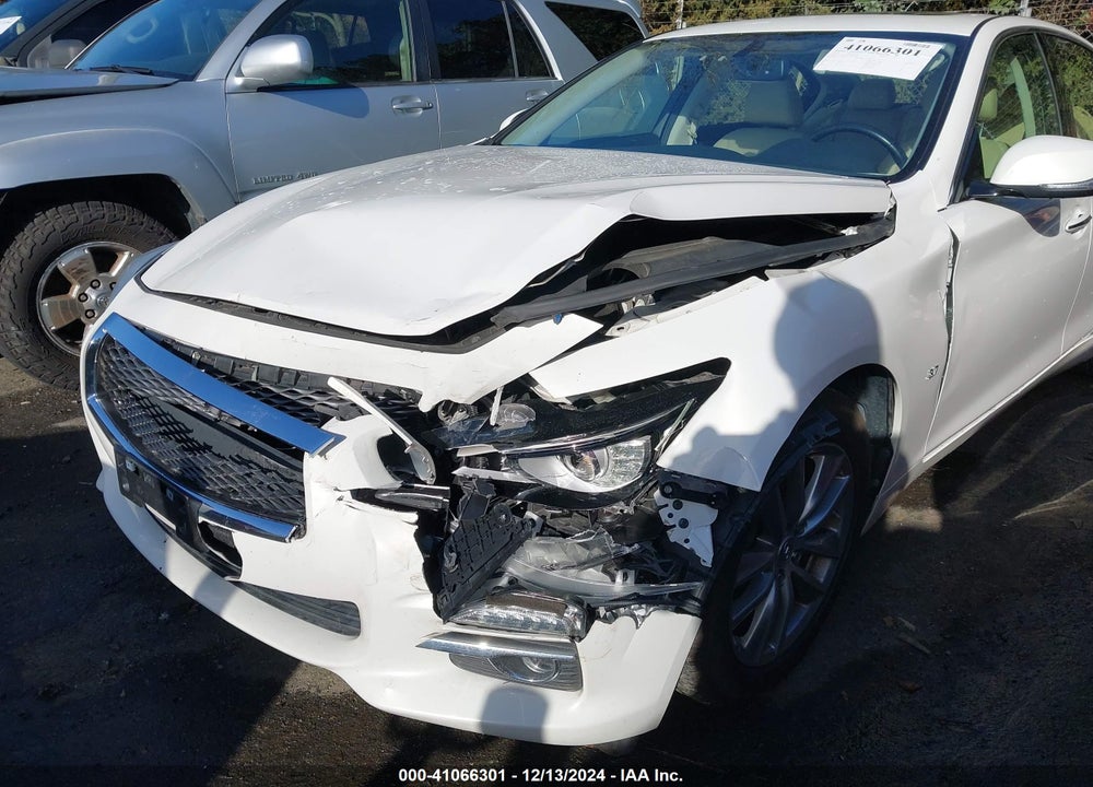 2014 INFINITI Q50 VIN: JN1BV7AR7EM680739
