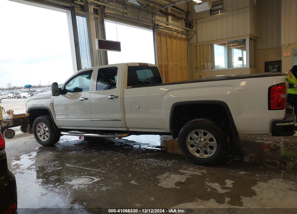 2015 GMC SIERRA 2500HD VIN: 1GT22ZE8XFZ140826