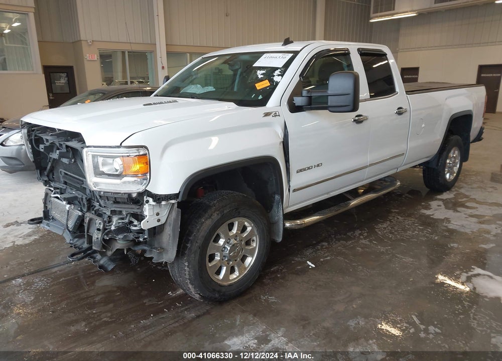 2015 GMC SIERRA 2500HD VIN: 1GT22ZE8XFZ140826