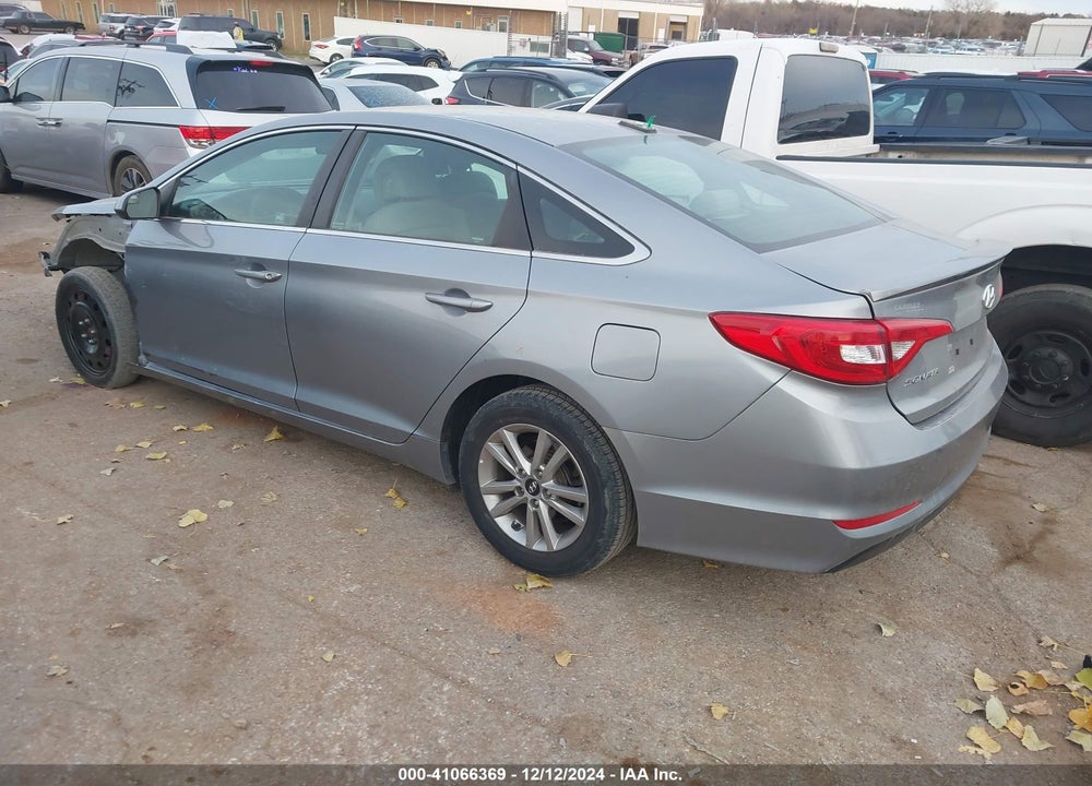 2016 HYUNDAI SONATA VIN: 5NPE24AF8GH262632