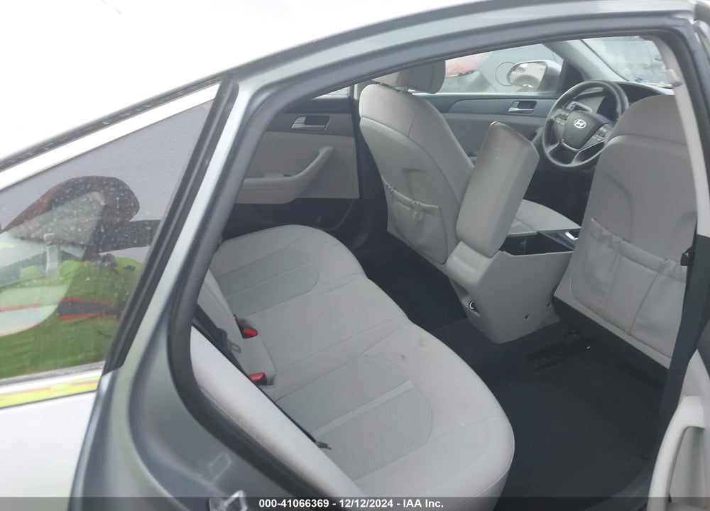 2016 HYUNDAI SONATA VIN: 5NPE24AF8GH262632