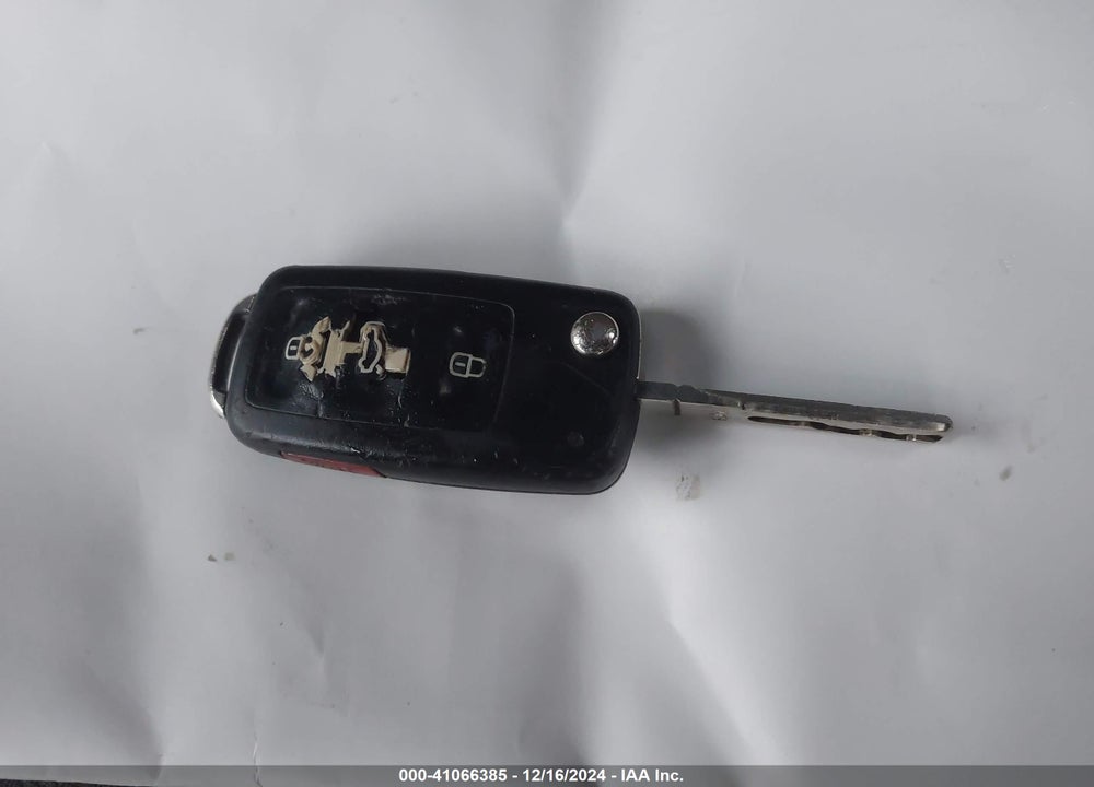 2010 VOLKSWAGEN JETTA VIN: 3VWJX7AJ0AM077382