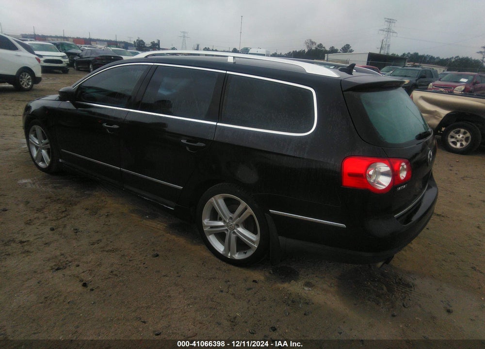 2010 VOLKSWAGEN PASSAT KOMFORT VIN: WVWXM7ANXAE165578
