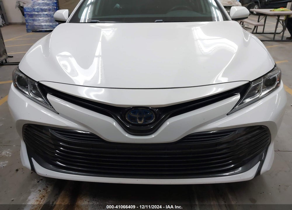 2020 TOYOTA CAMRY LE HYBRID VIN: 4T1C31AK5LU015628