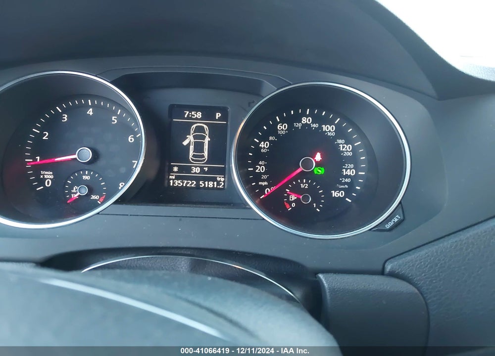 2017 VOLKSWAGEN JETTA VIN: 3VWDB7AJXHM388520
