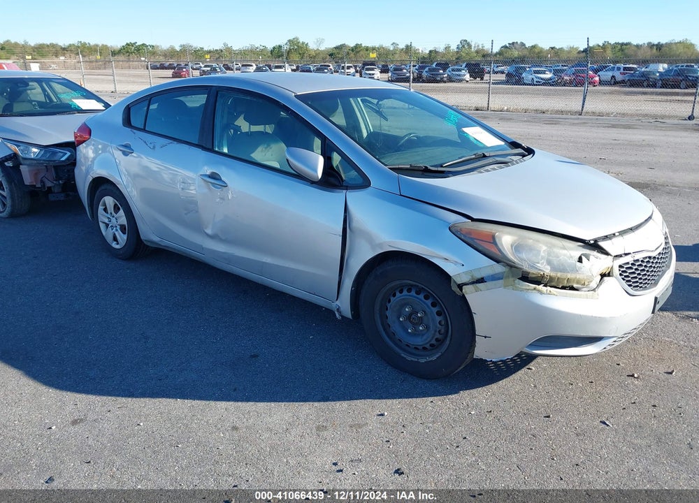 2016 KIA FORTE LX VIN: KNAFK4A66G5463981