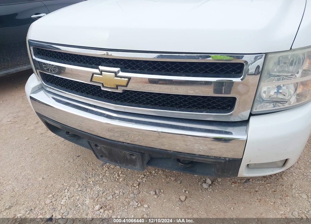 2008 CHEVROLET SILVERADO 1500 LT2 VIN: 3GCEK13M98G100769