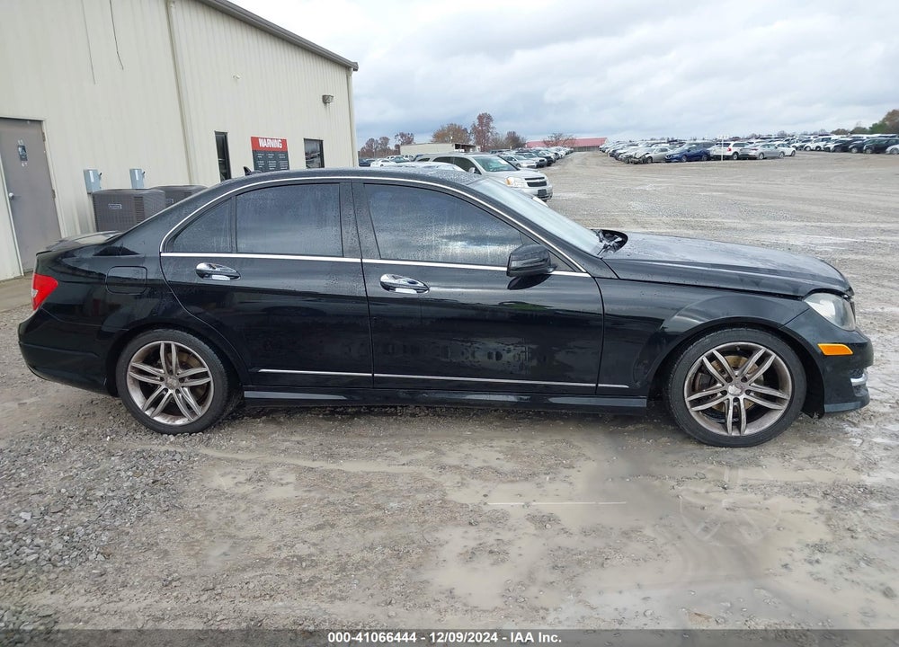 2014 MERCEDES-BENZ C 250 LUXURY/SPORT VIN: WDDGF4HB3EA936356