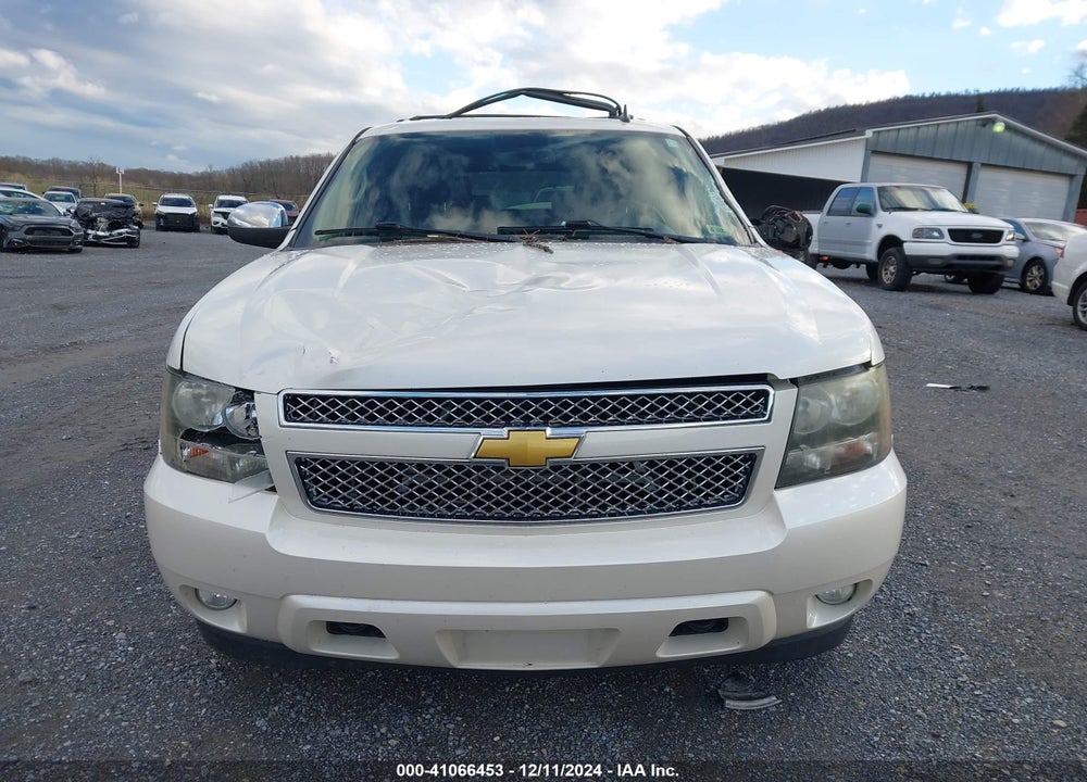 2010 CHEVROLET TAHOE LTZ VIN: 1GNUKCE02AR288260