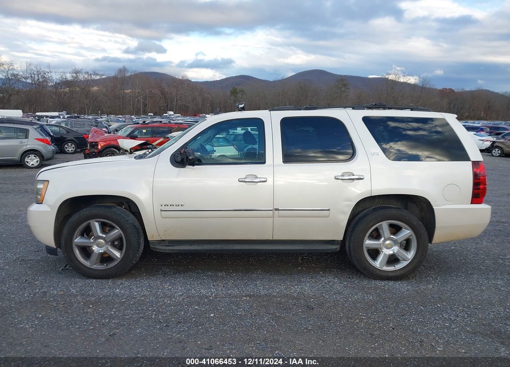 2010 CHEVROLET TAHOE LTZ VIN: 1GNUKCE02AR288260