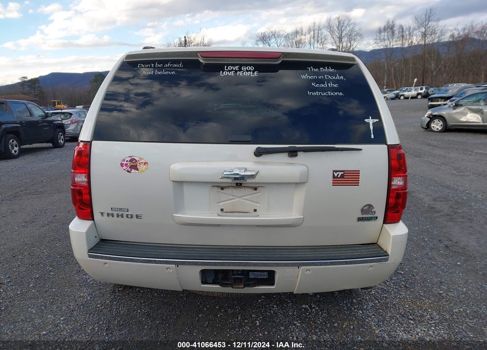 2010 CHEVROLET TAHOE LTZ VIN: 1GNUKCE02AR288260