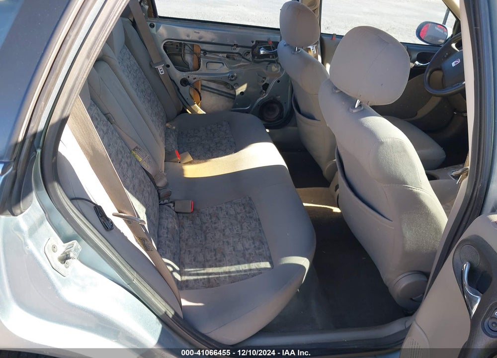 2004 SATURN L300 3 VIN: 1G8JL54R04Y500985