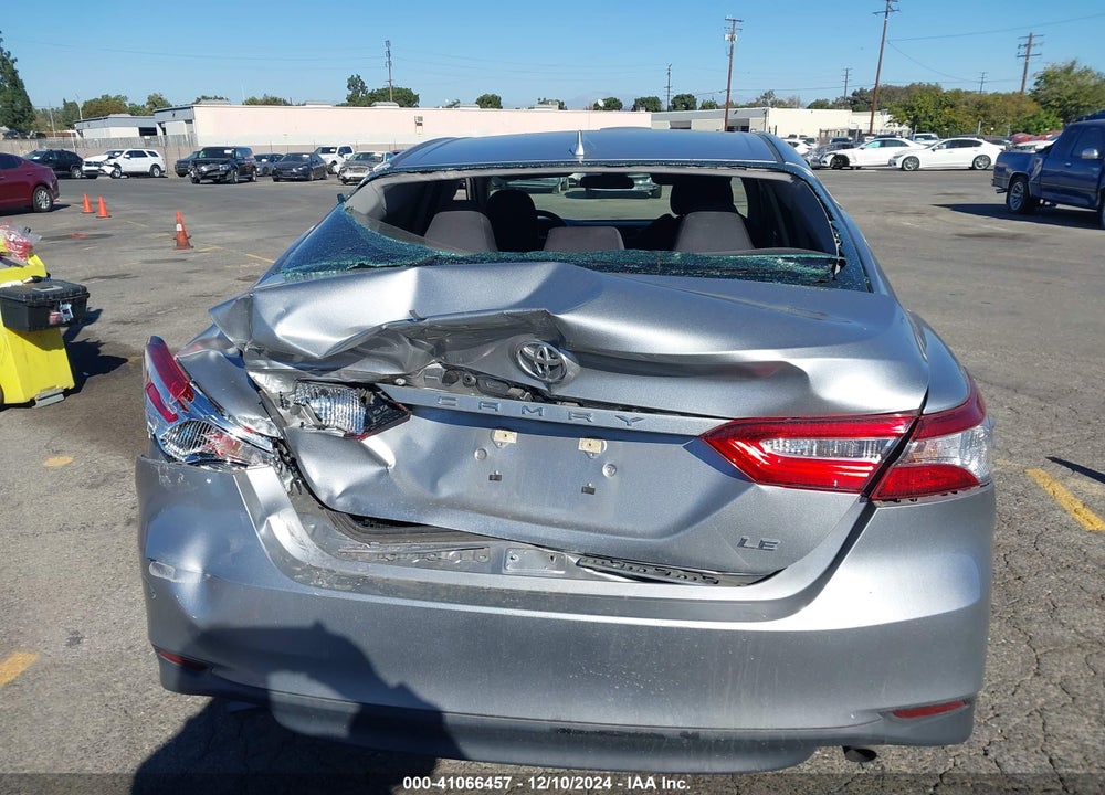 2019 TOYOTA CAMRY LE VIN: 4T1B11HK2KU738682