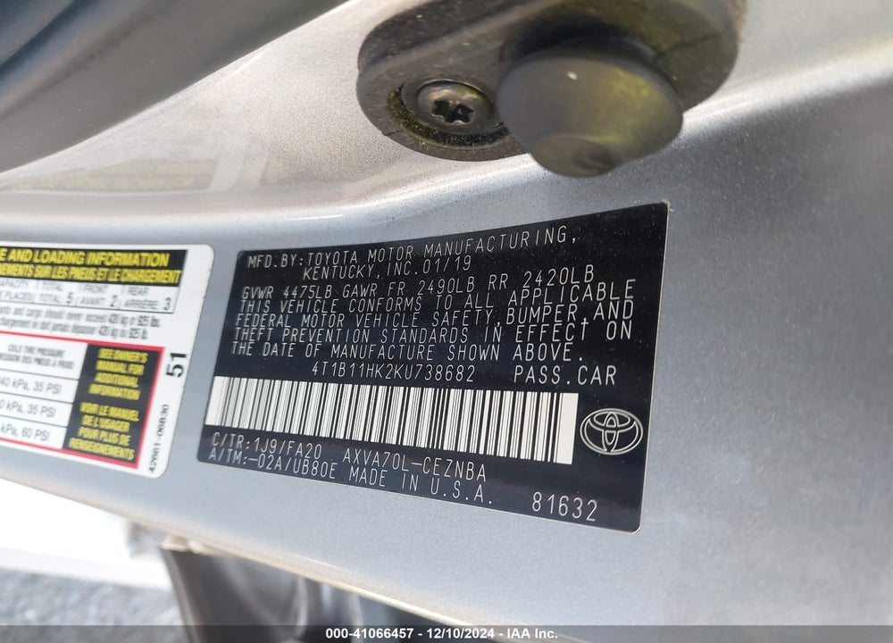 2019 TOYOTA CAMRY LE VIN: 4T1B11HK2KU738682