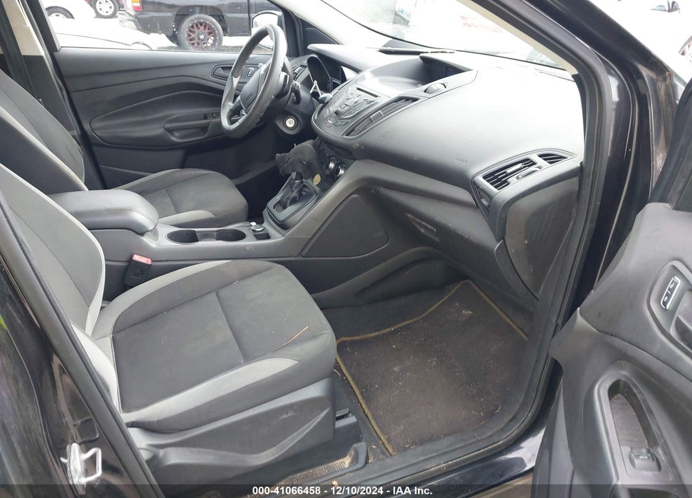 2014 FORD ESCAPE S VIN: 1FMCU0F7XEUC49245