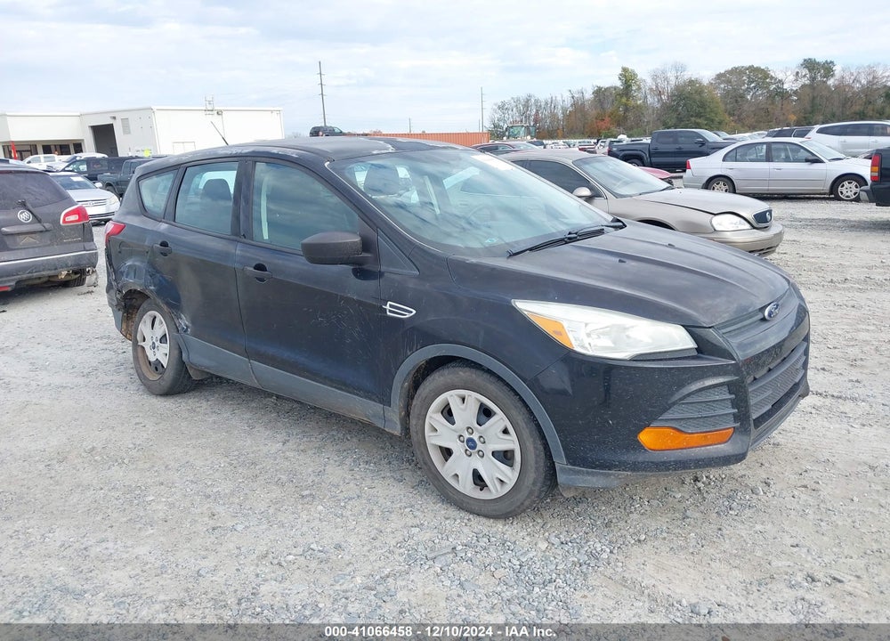 2014 FORD ESCAPE S VIN: 1FMCU0F7XEUC49245