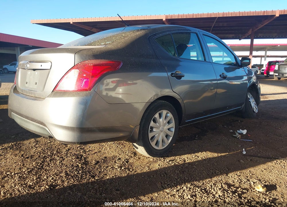 2016 NISSAN VERSA 1.6 S+ VIN: 3N1CN7AP1GL861559