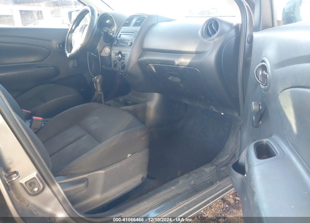 2016 NISSAN VERSA 1.6 S+ VIN: 3N1CN7AP1GL861559