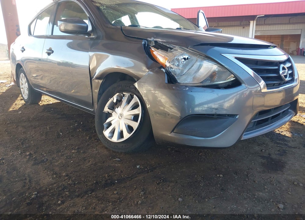 2016 NISSAN VERSA 1.6 S+ VIN: 3N1CN7AP1GL861559