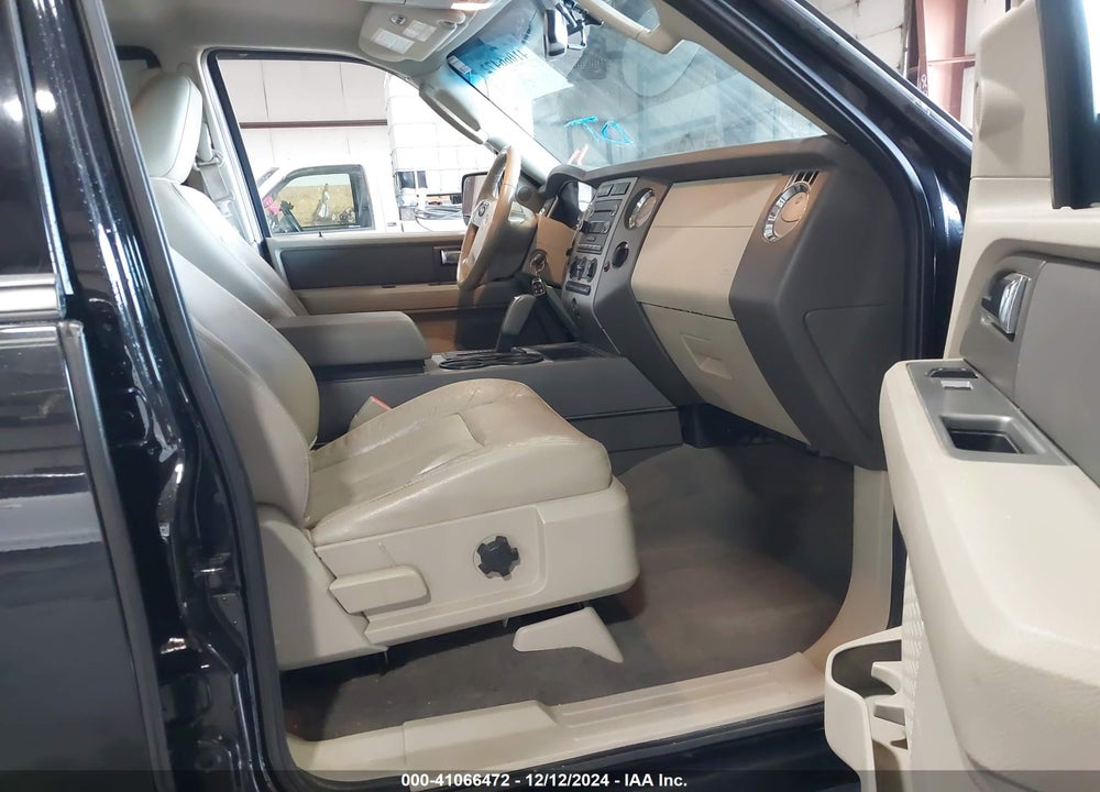 2010 FORD EXPEDITION EL XLT VIN: 1FMJK1G53AEA93585