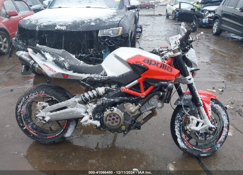 2011 APRILIA SHIVER 750 VIN: ZD4RAC014BS000075