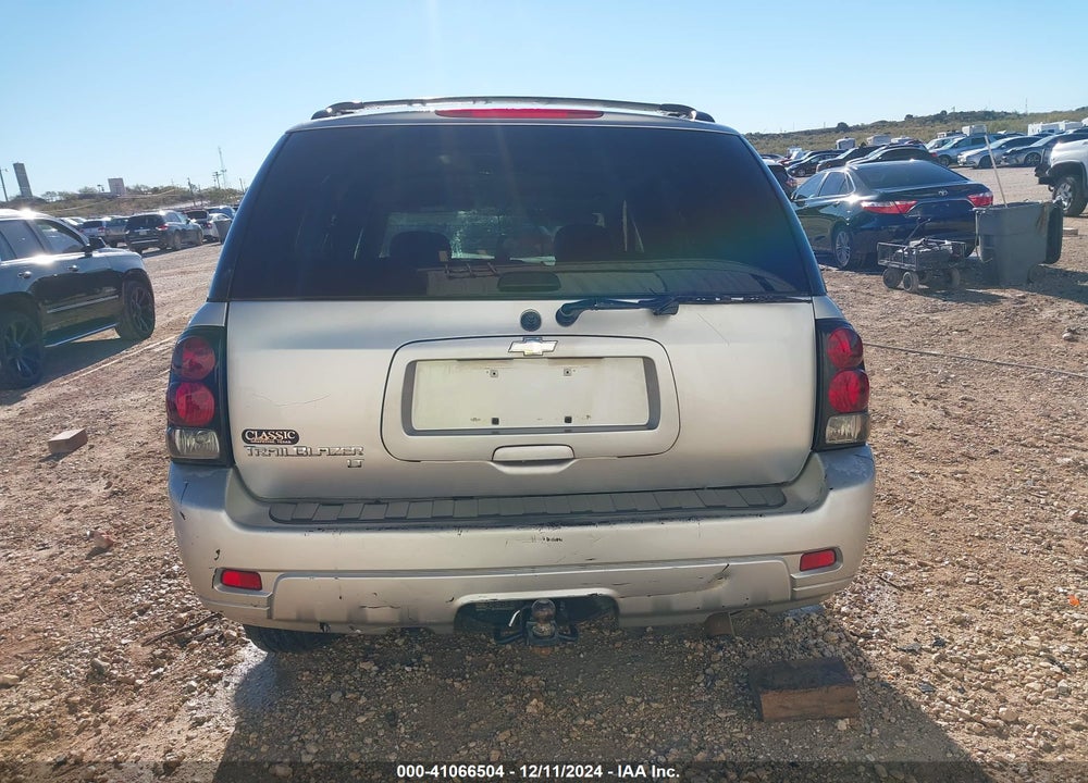 2006 CHEVROLET TRAILBLAZER LT VIN: 1GNDS13S162340437