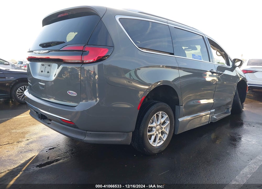 2021 CHRYSLER PACIFICA TOURING L VIN: 2C4RC1BG2MR602344
