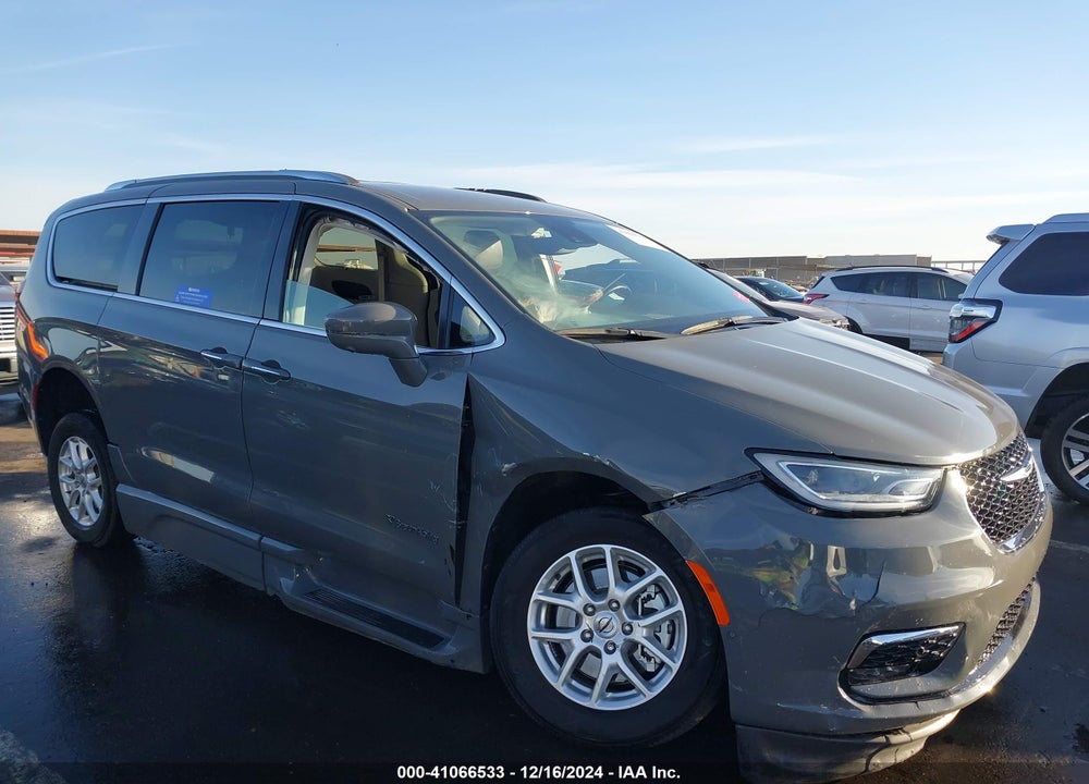 2021 CHRYSLER PACIFICA TOURING L VIN: 2C4RC1BG2MR602344