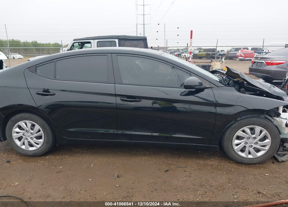 2018 HYUNDAI ELANTRA VIN: 5NPD74LF0JH343755