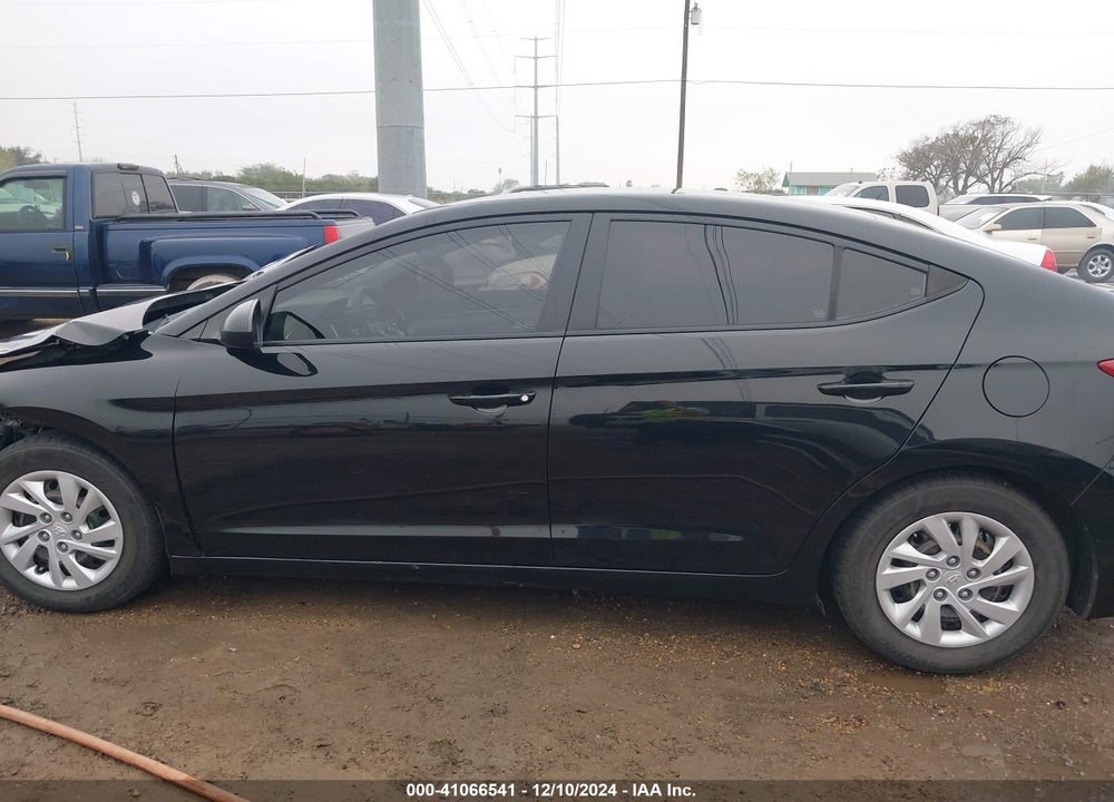 2018 HYUNDAI ELANTRA VIN: 5NPD74LF0JH343755