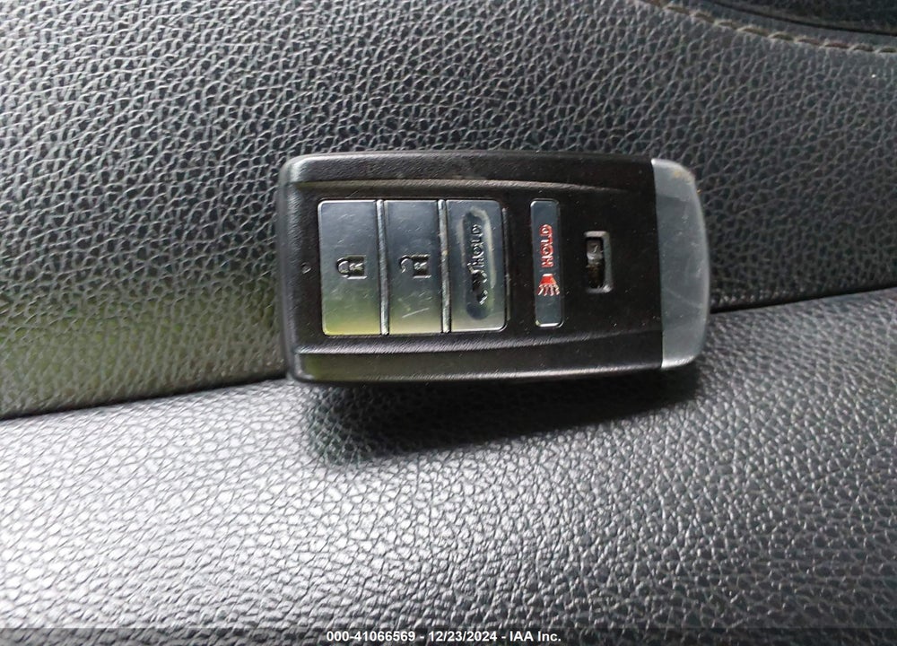 2021 ACURA RDX STANDARD VIN: 5J8TC2H35ML004999
