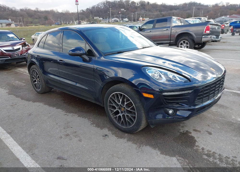 2018 PORSCHE MACAN SPORT EDITION VIN: WP1AA2A53JLB21062