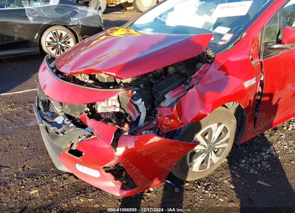 2017 TOYOTA PRIUS PRIME VIN: JTDKARFP7H3037300