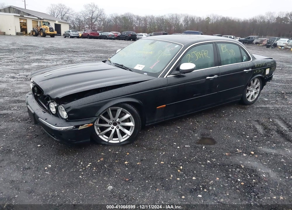 2004 JAGUAR XJ VANDEN PLAS VIN: SAJWA74CX4SG28909