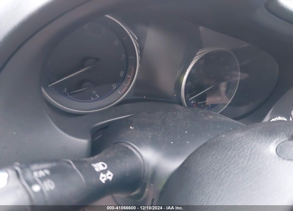 2014 INFINITI Q50 PREMIUM VIN: JN1BV7AR5EM690752