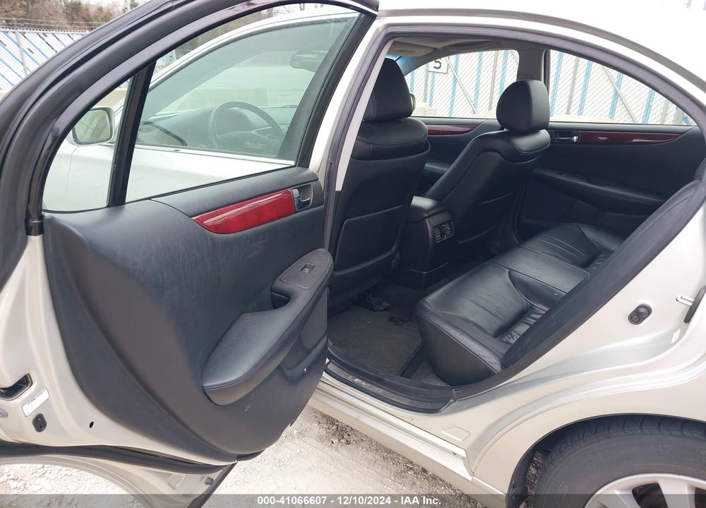 2003 LEXUS ES 300 VIN: JTHBF30G230092284