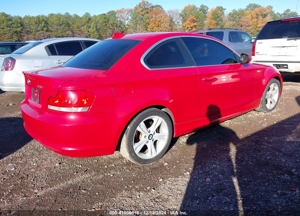 2012 BMW 128I VIN: WBAUP7C53CVP22953