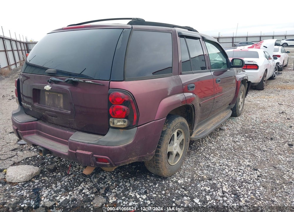 2006 CHEVROLET TRAILBLAZER LS VIN: 1GNDS13S362275297