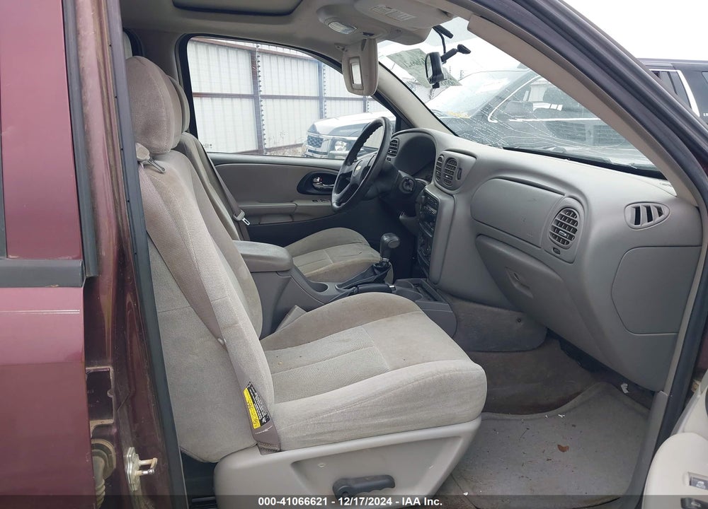 2006 CHEVROLET TRAILBLAZER LS VIN: 1GNDS13S362275297