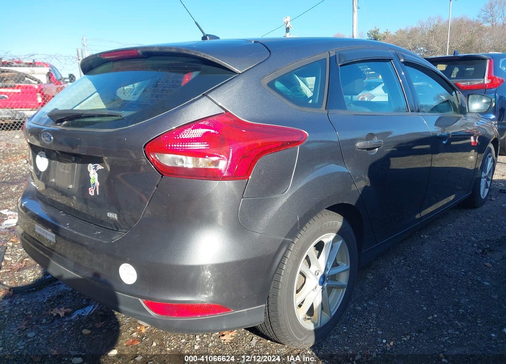 2018 FORD FOCUS SE VIN: 1FADP3K23JL208165