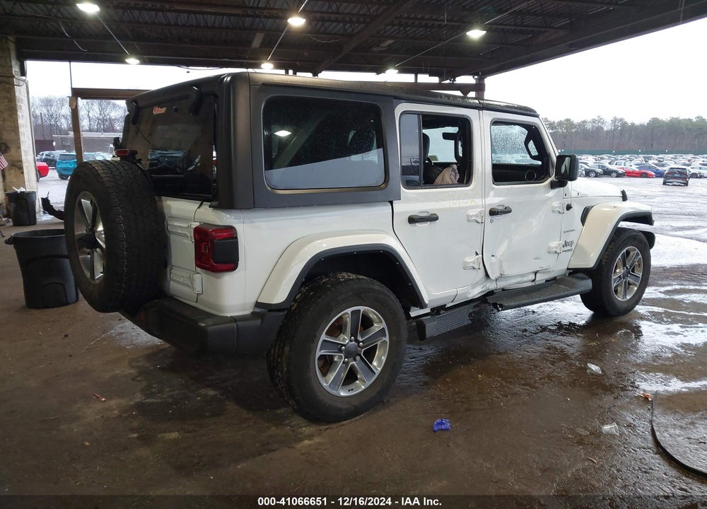 2021 JEEP WRANGLER UNLIMITED SAHARA 4X4 VIN: 1C4HJXEN2MW704359