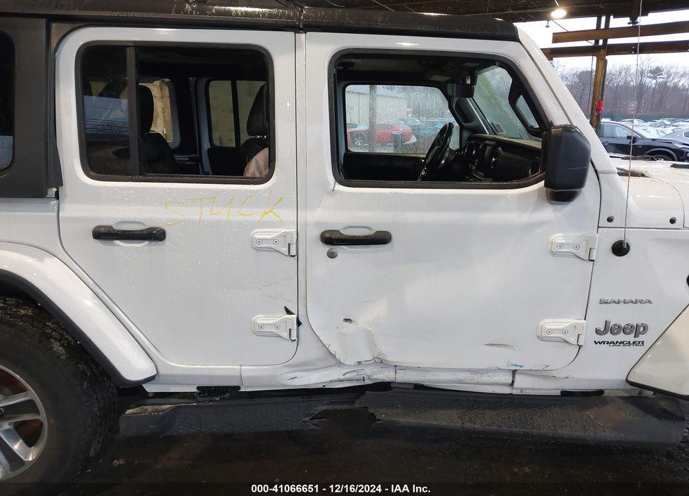 2021 JEEP WRANGLER UNLIMITED SAHARA 4X4 VIN: 1C4HJXEN2MW704359