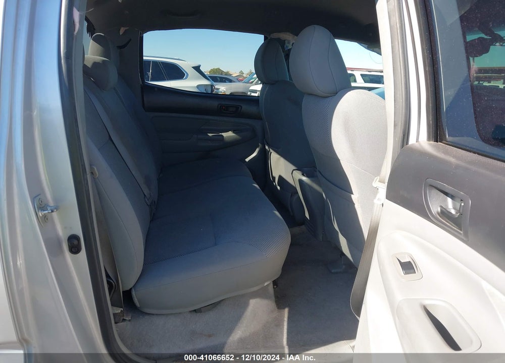 2011 TOYOTA TACOMA DOUBLE CAB PRERUNNER VIN: 3TMJU4GN4BM114293