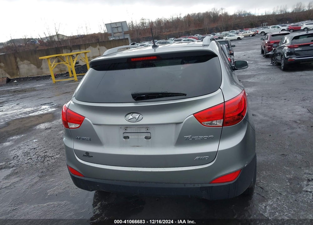 2013 HYUNDAI TUCSON GLS VIN: KM8JUCAC9DU556286