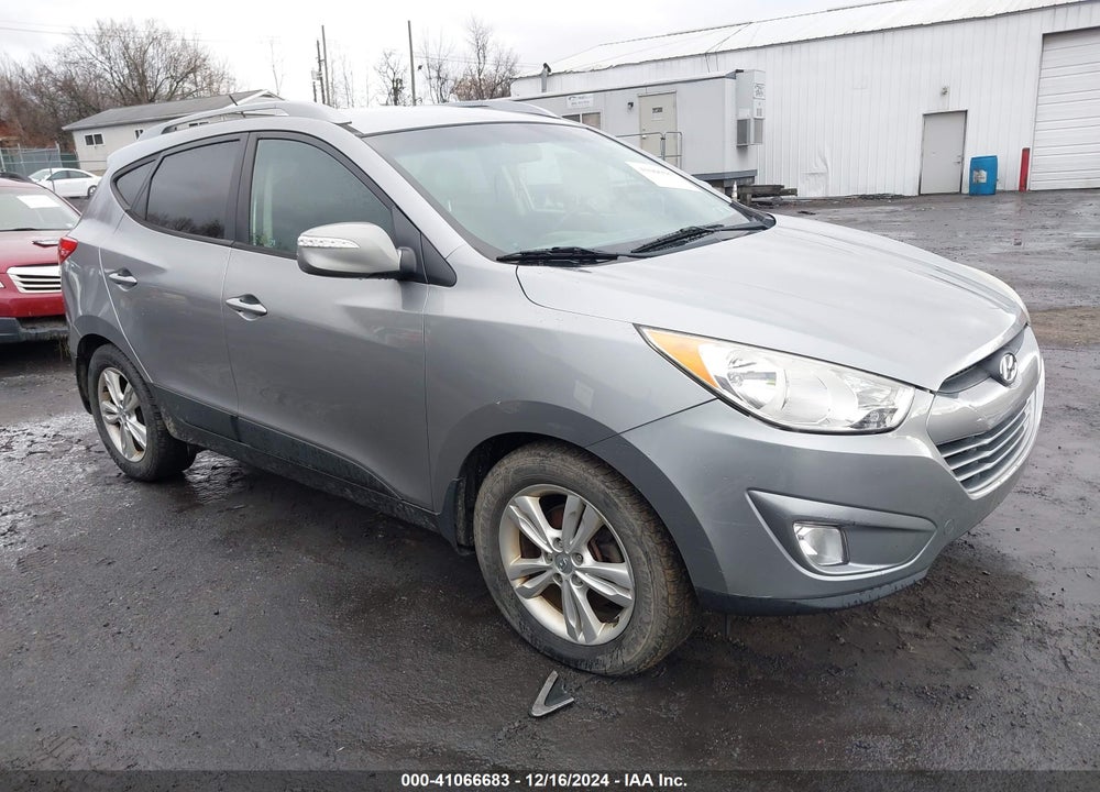 2013 HYUNDAI TUCSON GLS VIN: KM8JUCAC9DU556286