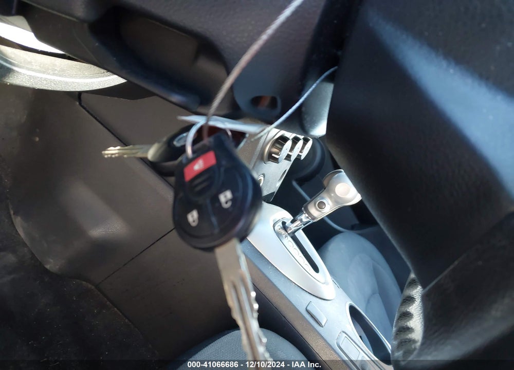 2013 NISSAN ROGUE S VIN: JN8AS5MV3DW139726